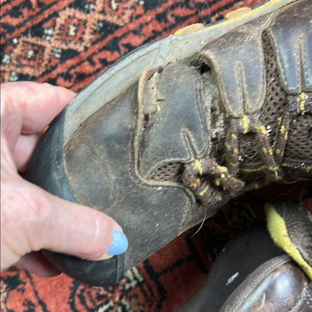 Keen Brown Hiking Boots Size 11 in Used Condition, but good for yard work!